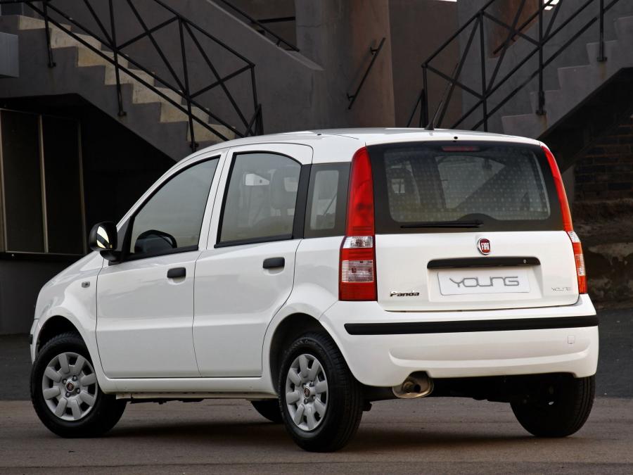  Fiat Panda Young 2011 года  (фото 3 из 12)